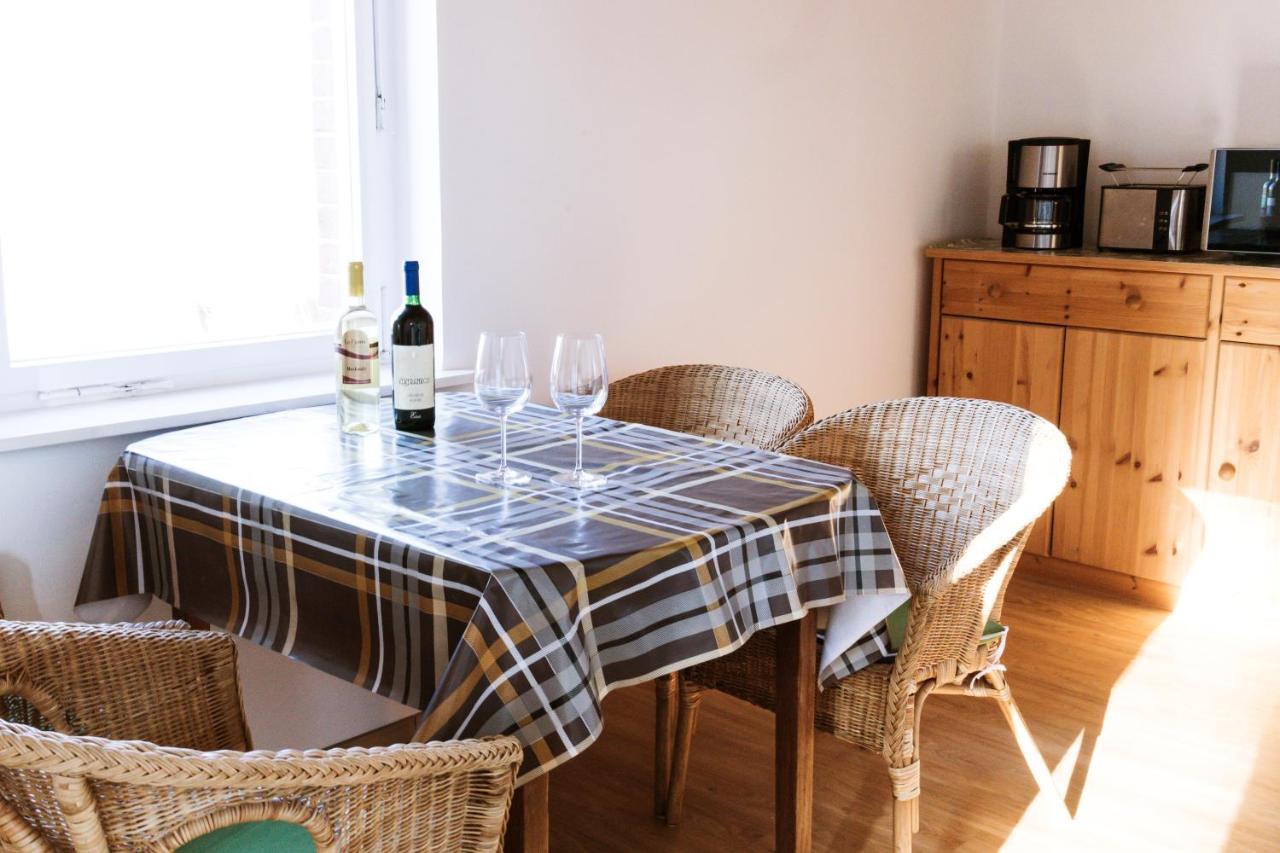 Ferienwohnung An Der Berliner Seenkette Schwerin  Bagian luar foto