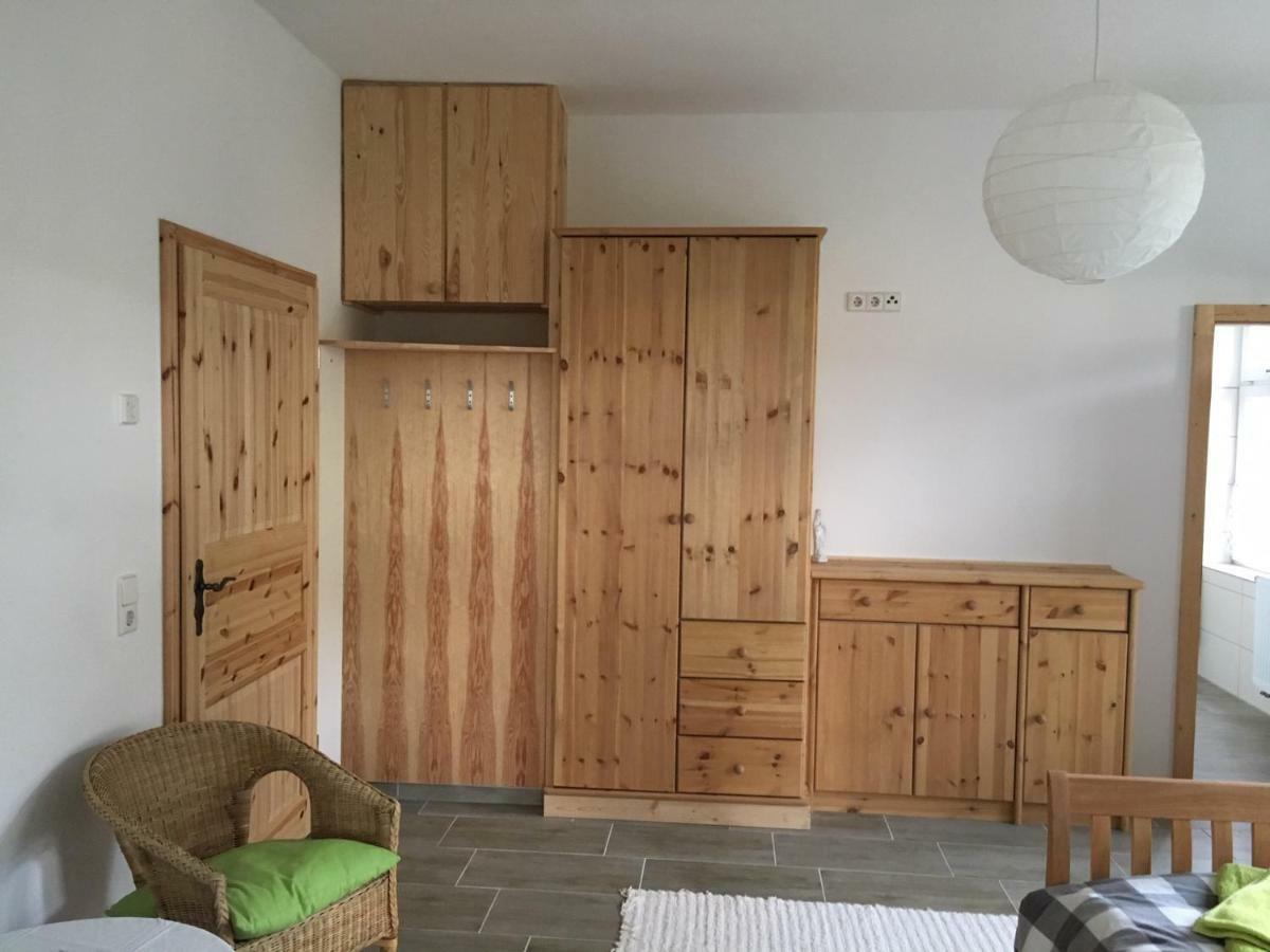 Ferienwohnung An Der Berliner Seenkette Schwerin  Bagian luar foto